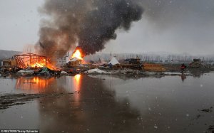 Закрытие лагеря протестующих против DAPL. Фото: Terrey Sylvester / REUTERS