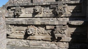Храм Пернатого змея. Теотиуакан. Фото: Д.Иванов